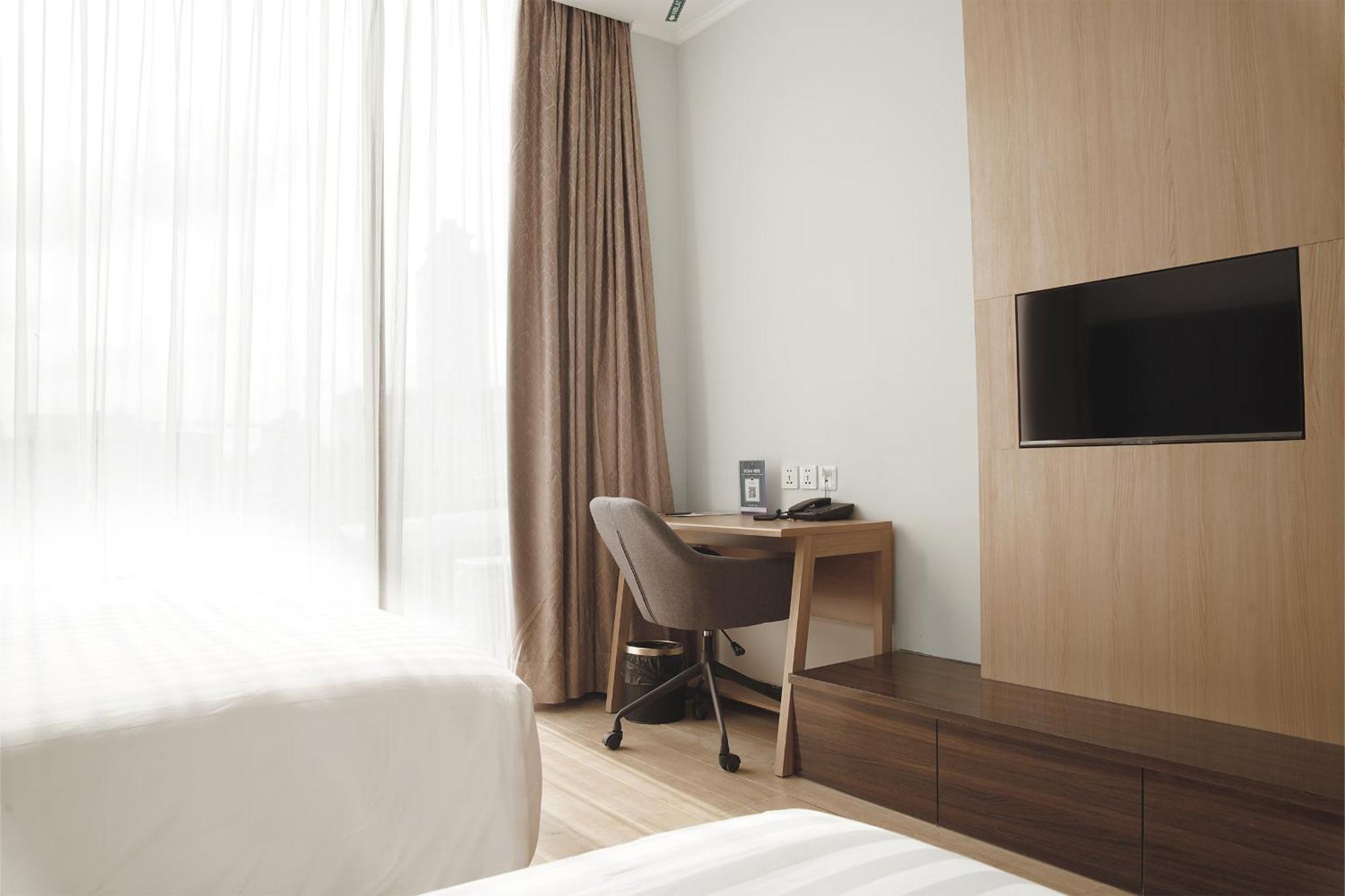 होटल Dreamtel Jakarta