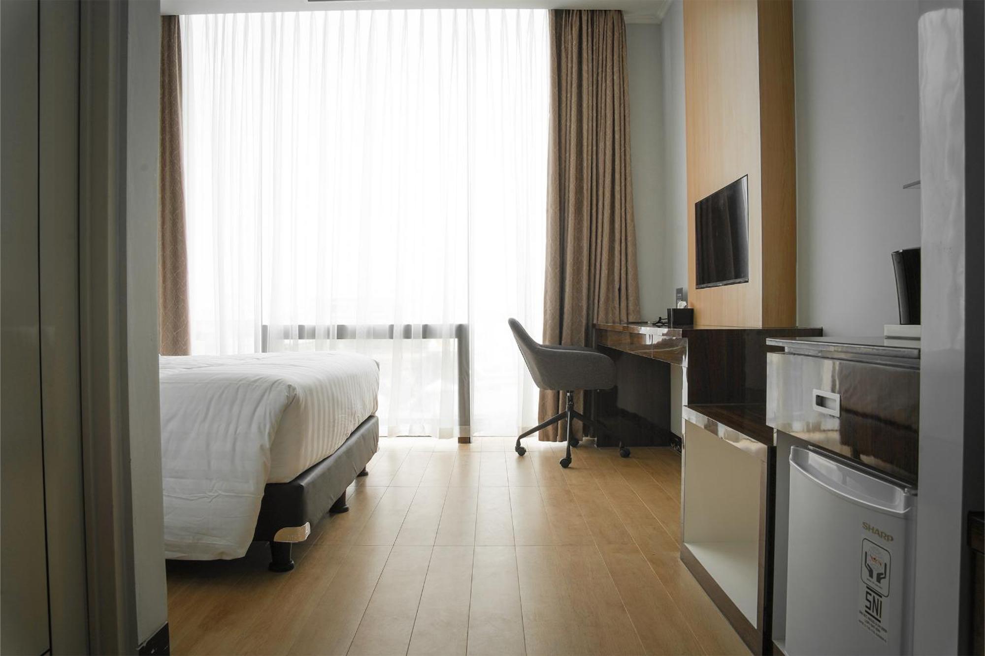 होटल Dreamtel Jakarta