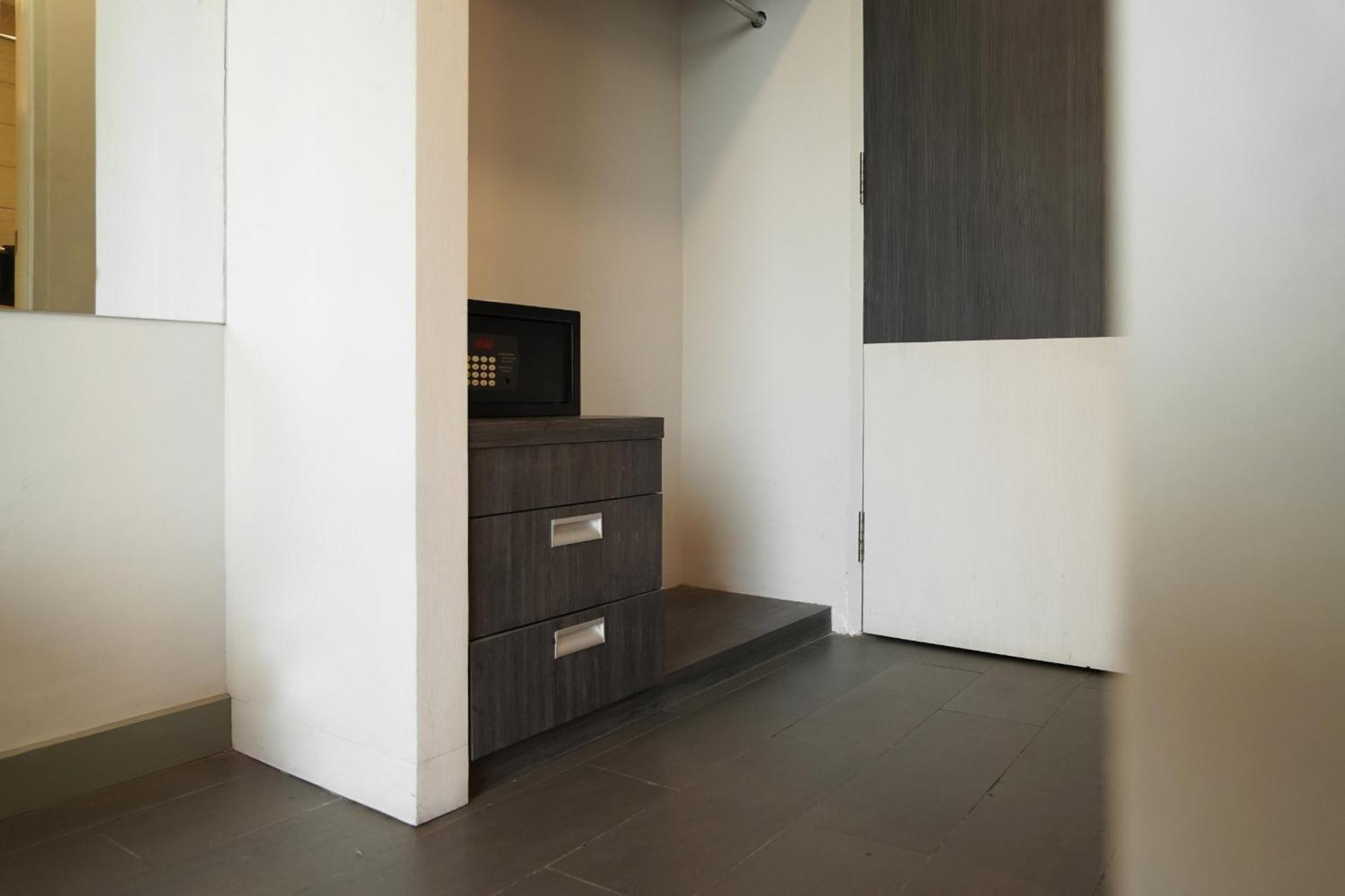 Dreamtel 3*
